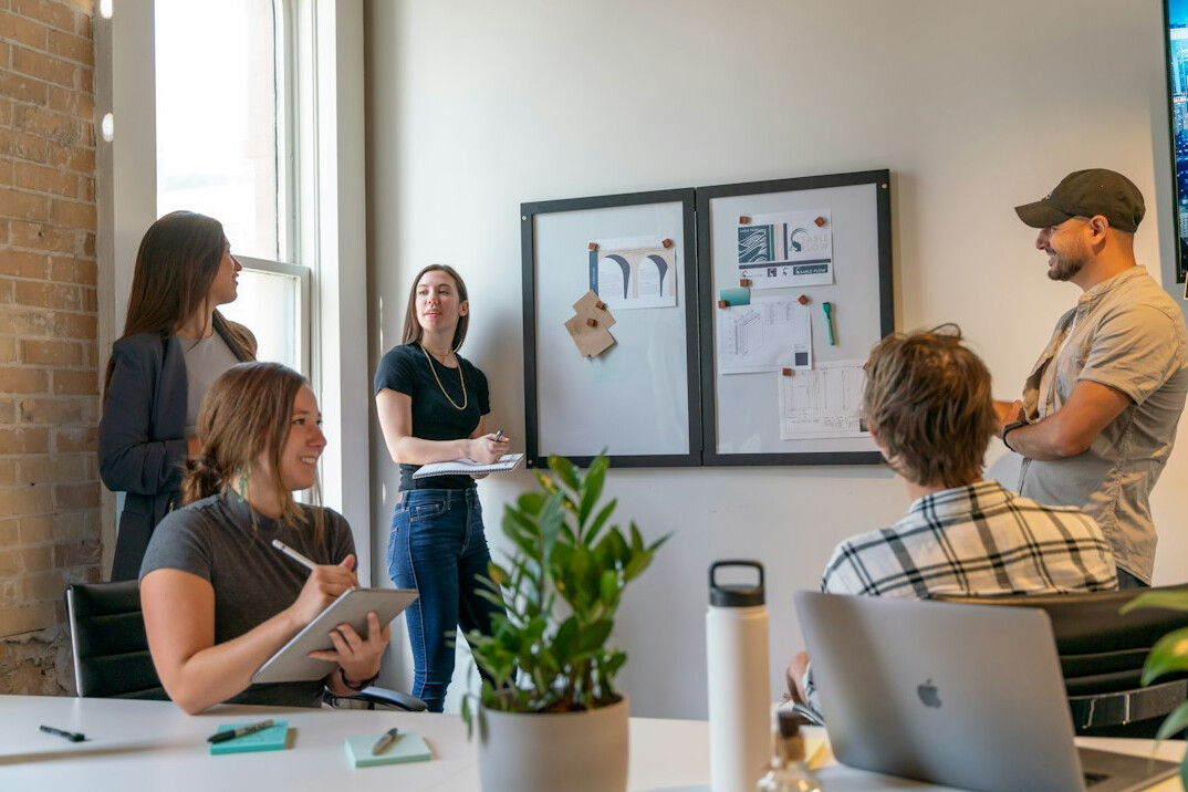 team discussion meeting